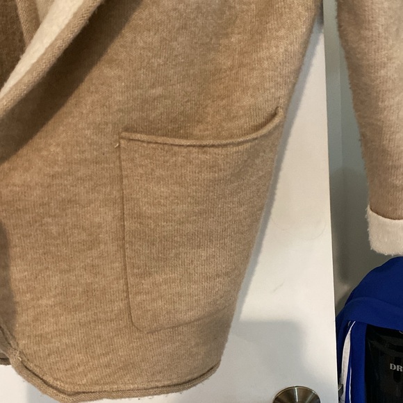 Cardigan - Picture 3 of 6